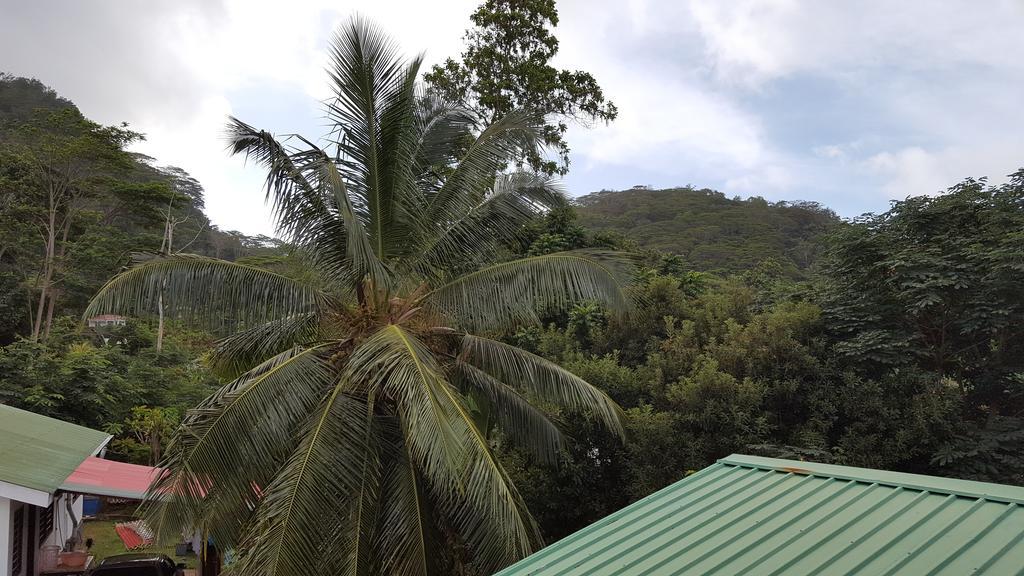Villa Kayola - Self Catering Pointe La Rue 外观 照片